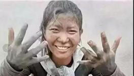 新華網(wǎng)點(diǎn)名批評“水泥妹”：你騙人的樣子真丑！