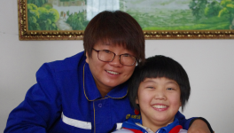 天業(yè)水泥產(chǎn)業(yè)助14名貧困學(xué)生實現(xiàn)新年愿望