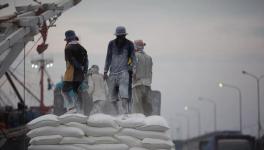 厲害！400個(gè)罐式集裝箱跨區(qū)運(yùn)輸水泥！