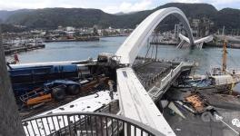 可怕！又一豆腐渣工程？跨海大橋突然斷裂坍塌20多人死傷?。ㄒ曨l）