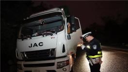 爆表！十幾天這個(gè)地方查處貨車違規(guī)23453起！