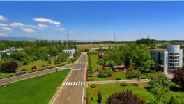 建設(shè)花園式工廠，他們是保障！