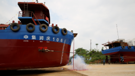 國內(nèi)首艘LNG單燃料動力水泥罐裝船下水！