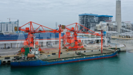 一次成功！紅獅集團(tuán)廣州港茂名碼頭卸船機(jī)成功試生產(chǎn)！